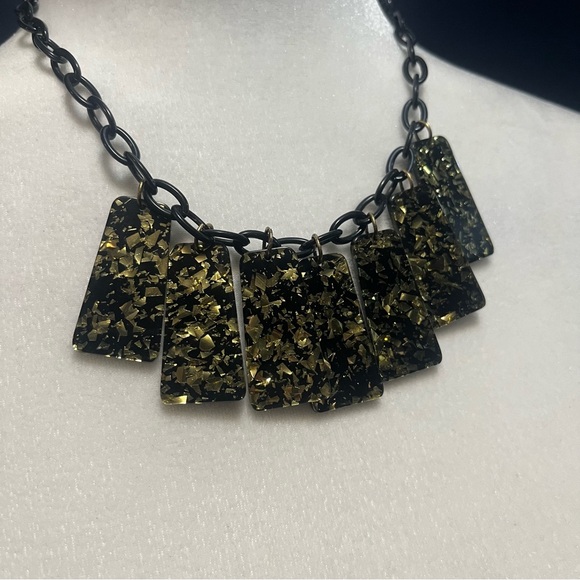 Bow & Crossbones Fakelite Vintage Repro Necklace - Picture 6 of 9